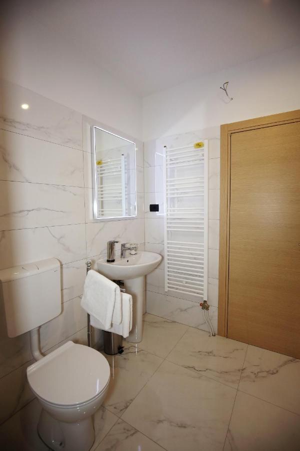 Villa Fani Rijeka Bagian luar foto